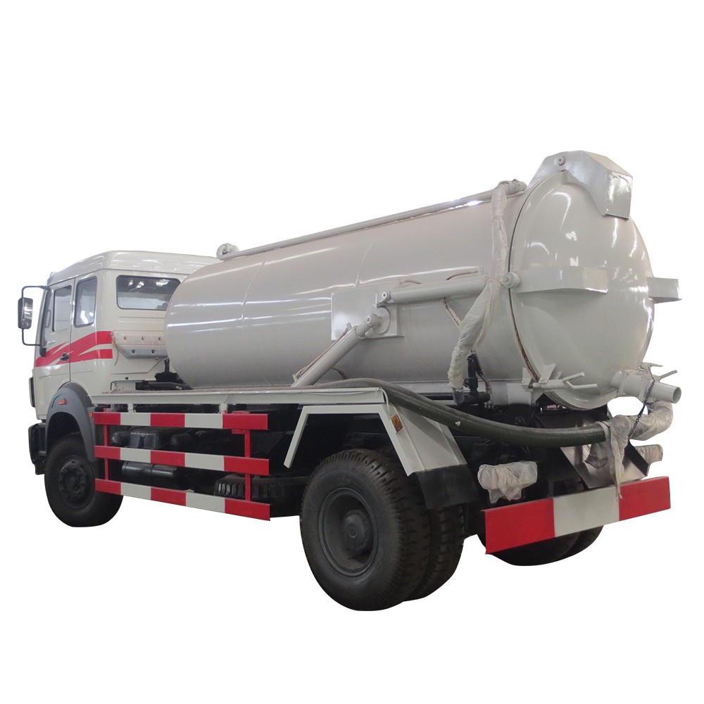 Camion d'aspiration des eaux usées 10 Cbm